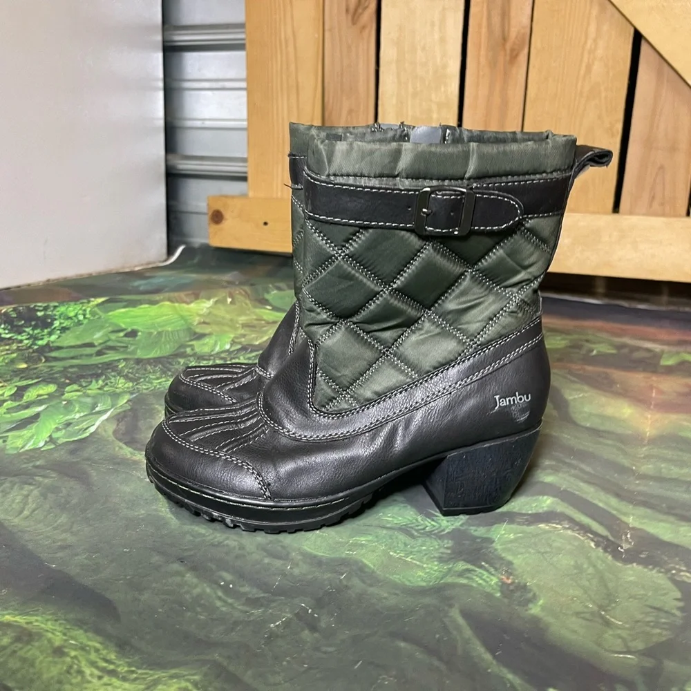 Jambu Women's Green Black Quilted Heeled Ankle Boots EUC Size 8